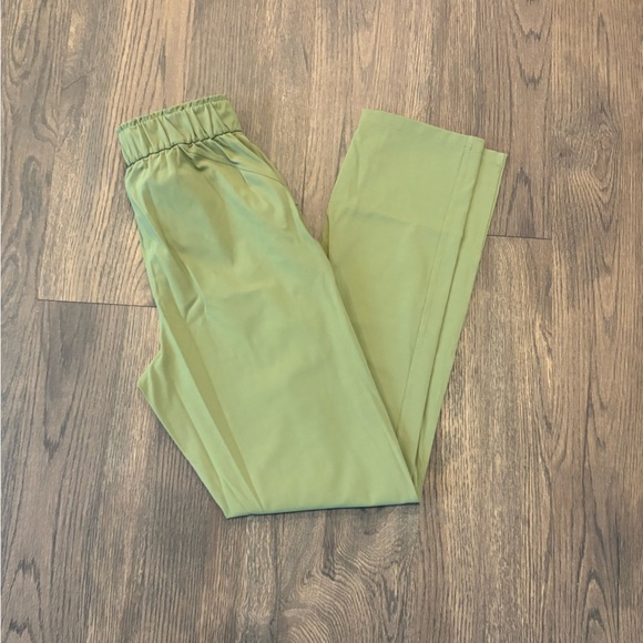 Lululemon Keep Moving High Rise Full Length Pants in Rosemary Green Size 4 - Picture 6 of 7